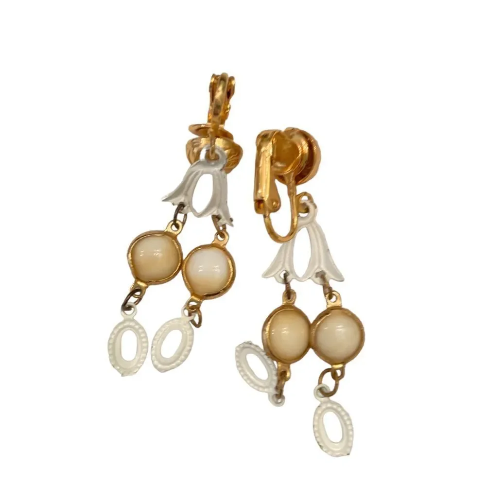 New Vintage 1990’s soft clip on drop earrings gold tone swirl & white enamel